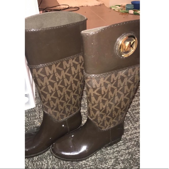 Michael Kors Boots - Picture 1 of 1